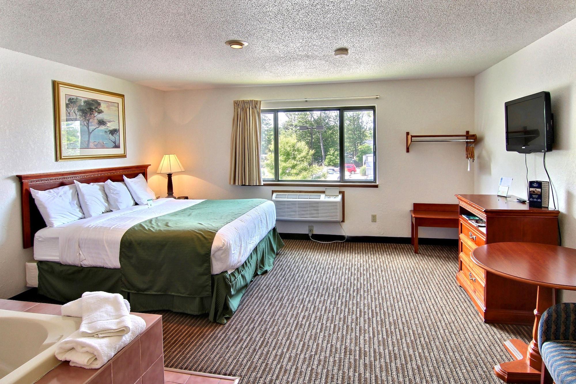 Days Inn & Suites By Wyndham Traverse City Chambre photo